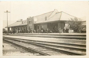 WA Washington Wenatchee RR Station Train Depot RPPC ca 1915 Foto Postal - Imagen 1 de 2