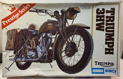 AURORA ESCI 1/9 Model Kit 3HW TRIUMP British Paratrooper Motorcycle Parts Only - Image 1 of 4
