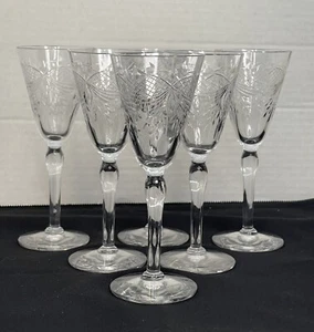 Vintage Crystal Cordial Glasses Set Of 6. B101 - Picture 1 of 7
