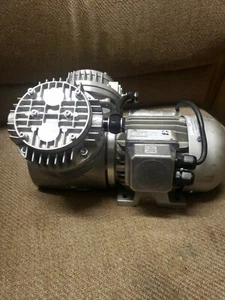 4372 KNF Neuberger PU1037-N035.0-2.99 Vacuum Pump for parts or repair - Picture 1 of 5