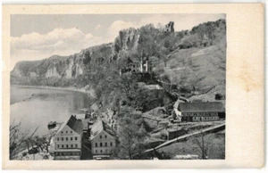 Ansichtskarte Rathen/Sächsische Schweiz - Ortsansicht mit den Basteiwänden -1955 - Bild 1 von 2