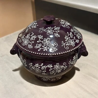 Cuenco para servir Temptations púrpura de 3 cuartos con diseño floral - tiene astillas Foto 1 de 4