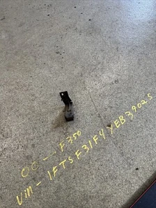 3C3Z19B594AA 99 a 07 Ford F250 F350 CA AIRE ACONDICIONADO condensador montaje superior izquierdo o derecho - Imagen 1 de 4