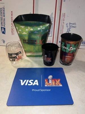 LOTE DE TAZAS DE REFRESCO DE RECUERDO SUPER BOWL 59 LIX ALFOMBRILLA DE RATÓN PALOMITAS CUBO ÁGUILAS V JEEFS. Foto 1 de 4