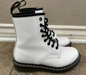 Dr. Martens 1460 Bex White Patent Leather Lace Up Boots Size US 6 - Picture 1 of 7