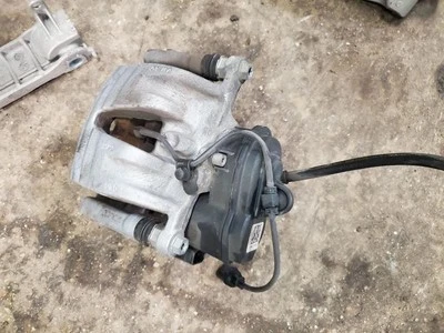 Pinza A8 AUDI 2019 1677560 Foto 1 de 4