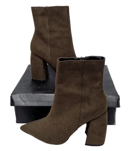 KURT GEIGER Tyra Tobillo Cremallera Gamuza Caqui Tacón Bloque Botas Damas EU 40 UK 7 - Imagen 1 de 7