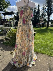 Neuw. H&M Kleid 38 Sommerkleid Blumen Neckholder Maxikleid Gefüttert - Bild 1 von 6