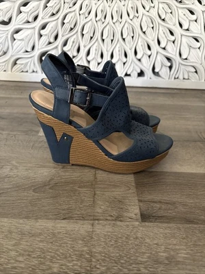 Zapatos con cordones de cuña azules para mujer talla 8 Foto 1 de 4