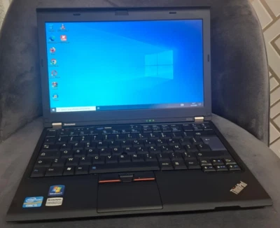 Lenovo Thinkpad x220 Core i5 2eme génération avec 8 G ram 320 go Hdd En bon état - Photo 1/4