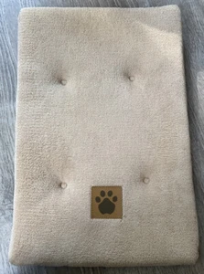 Pet Bed Mat Soft Crate Kennel Pad Washable Anti-Slip Cushion US Tan Pre-Owned - Picture 1 of 4