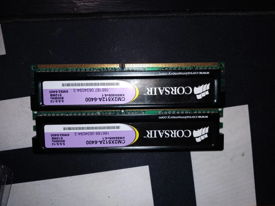 2 Corsair XMS6405v4.1 CM2X512A-6400 PC2-6400 800MHz DDR2 Desktop RAM R513 - Image 1 of 2