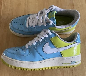 NIKE Air Force 1 Low Premium Flash Patent 'Pixie' Blue 312945-412 2006 Size 9 - Photo 1/4