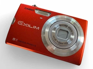 Casio Exilim EX-Z250 Red 9.1MP Digital Camera with Battery Charger Manual CD - Picture 1 of 19