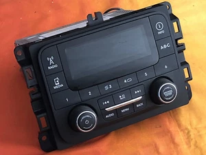 JEEP RENEGADE - RADIO cod. 735598161 - con codice di attivazione - Picture 1 of 1