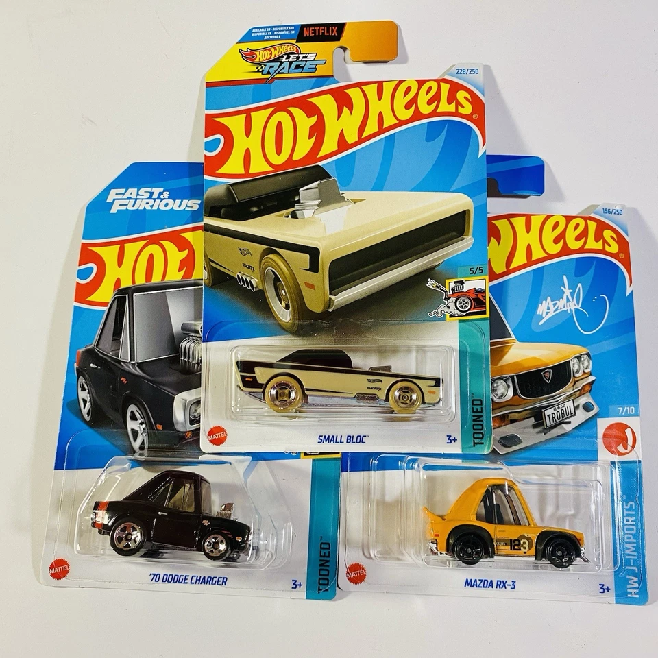 Dodge Charger Tooned bloque pequeño bloque tooned Hot Wheels 1:64 Mazda RX-3 J-Imports '70 Foto 1 de 4