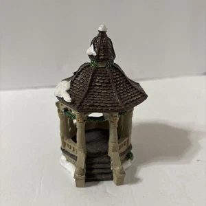 Christmas Village Resin Gazebo Collectible.. - Picture 1 of 6
