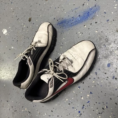 Zapatos de golf Nike Air 484764-101 blancos negros para hombre talla EE. UU. 11,5 picos TAC Power Foto 1 de 4