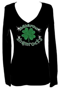 CAMISETA SHAKE YOUR SHAMROCKS ESTRÁS DÍA DE SAN PATRICIO CUELLO EN V MANGA LARGA - Imagen 1 de 2