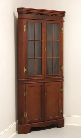 CRAFTIQUE Solid Mahogany Chippendale Style Corner Cupboard / Cabinet - C Cover