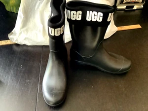 Women’s Ugg Black Rubber Rain Boots Size 10 Read!! - Picture 1 of 10