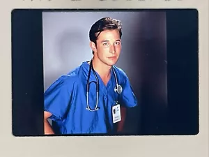 Programa de televisión "ER" 1995 35 mm transparencia color diapositiva - Imagen 1 de 3