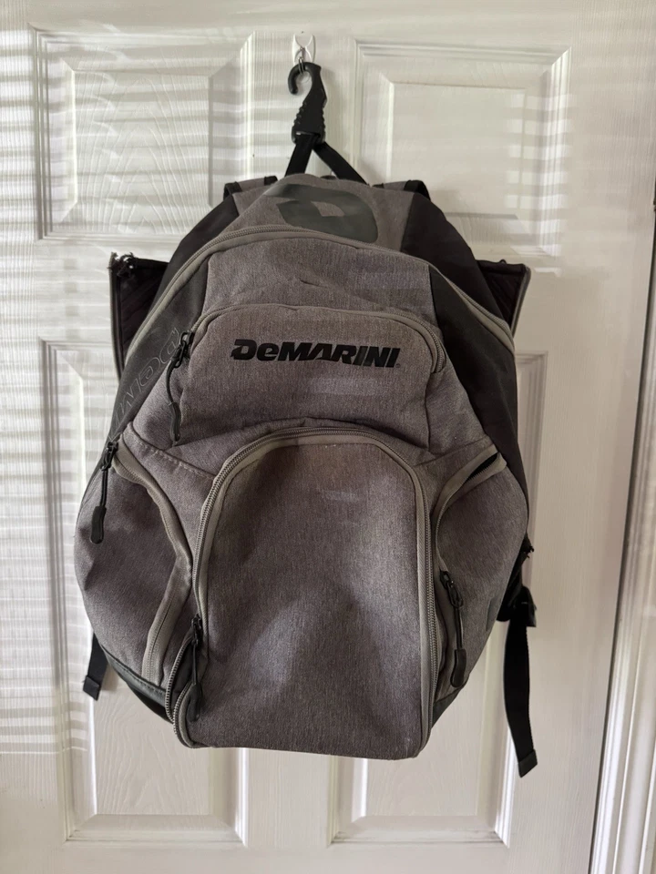 demarini棒球包 — 第 1/1 张图片