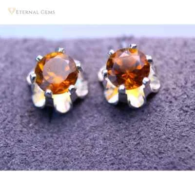 Aretes de turmalina naranja de plata de ley de 0,54 quilates Foto 1 de 4