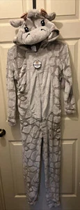 Adult Women's Giraffe One Piece Pajamas XS Secret Treasures Halloween costume - Picture 1 of 4