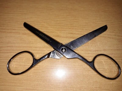 Klein Tools 446 Heritage Cutlery 6" Safety Scissors with Large Ring No. 46 SHARP - Image 1 of 4