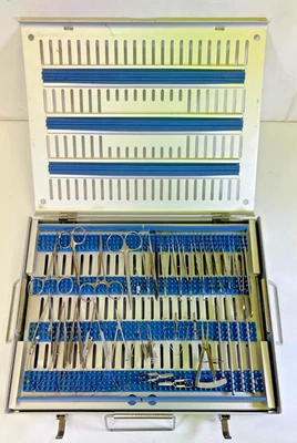 Bandeja muscular oftálmica para ojos Storz Katena 33 piezas con estuche de esterilización E7417 Foto 1 de 4