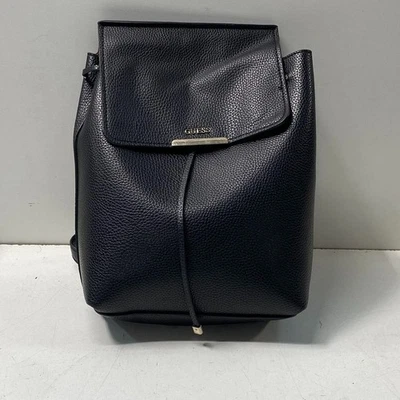 Mochila Guess Elegance Foto 1 de 4