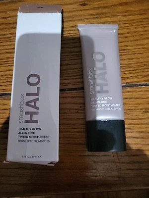 Smashbox Halo Healthy Glow All-In-One Tinted Moisturizer 1.4oz DARK New Boxed - Image 1 of 2