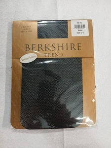 NIP Berkshire Trend Crochet Thigh Highs Black Style 1534 Size C-D - Picture 1 of 8