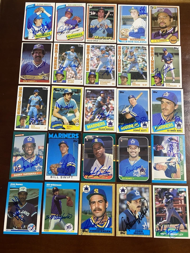 SEATTLE MARINERS - 25 Different 1980s Signed Baseball Cards - Image 1 of 1