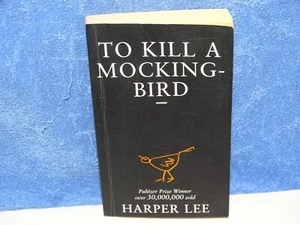 TO KILL A MOCKINGBIRD by HARPER LEE * PB VINTAGE BOOKS 2006 309 PAGES. - Picture 1 of 7