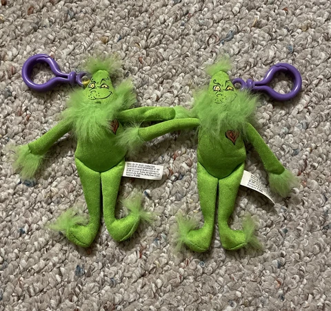 Vintage 2000 Grinch Dr Seuss Universal Studios Key Chain Bag Clip Charm Lot Of 2 Cover