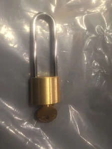 ***NEU*** Wilson Bohannan Co. 4" MASSIVES MESSINGSCHLOSS HERGESTELLT IN DEN USA - Bild 1 von 2