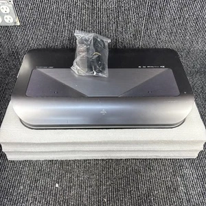 AWOL Vision - Proyector láser triple de alcance ultra corto LTV-2500 4K UHD - Imagen 1 de 9
