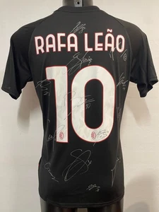 MAGLIA NERA PREMATCH "RAFA LEAO 10" AUTOGRAFATA SQUADRA AC MILAN 2025/2026 - Bild 1 von 2