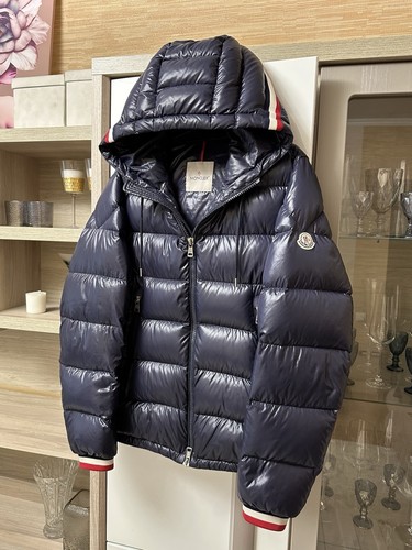 Giacca Moncler Alberic taglia 3 blu navy piumino Maya taglia M uomo