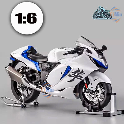 1:6 Suzuki Hayabusa 1300R Diecast Alloy Motorcycle Model w/ Ignition Start White - Image 1 of 4