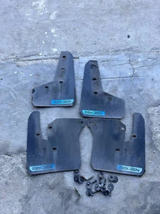 KIT GUARDABARROS 15-21 SUBARU WRX DELANTERO TRASERO REK GEN - Imagen 1 de 7
