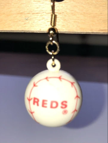 Cincinnati Reds Vintage Plastic Baseball Earring SINGLE Vintage Cover