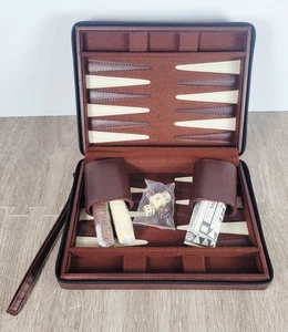 NEU ~ Vintage Reise Backgammon Set Reißverschluss Etui ca. 9"x7" braun Kunstleder - Bild 1 von 22