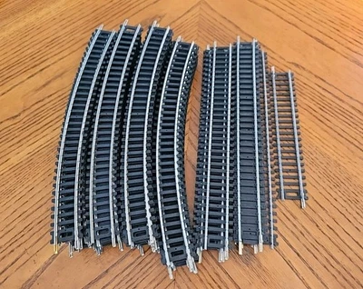 Tyco Bachman Feller HO Scale Model Train Track Straight & Curve 50 Piece Lot - Image 1 of 4
