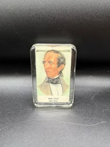 Peso de papel de vidrio presidencial vintage - John Tyler - Imagen 1 de 3