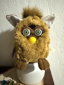 Vintage Labrador Furby 1998 Gen 8 Model 70-800 Very Rare HTF! - Picture 1 of 5