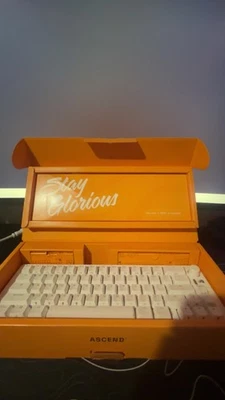 Teclado para juegos Glorious GMMK PRO 75 TKL 75 % preconstruido - negro Foto 1 de 4