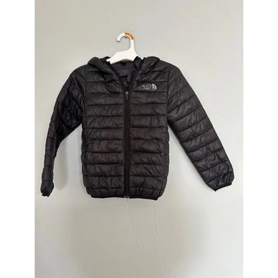 Детский North Face черный с капюшоном пуховик куртка вниз заполнения легкий теплый размер 7 - Изображение 1 из 4